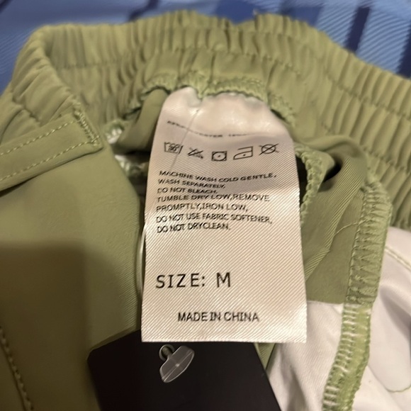 NWT Yoga Work Green Women's Pants - Picture 8 of 9